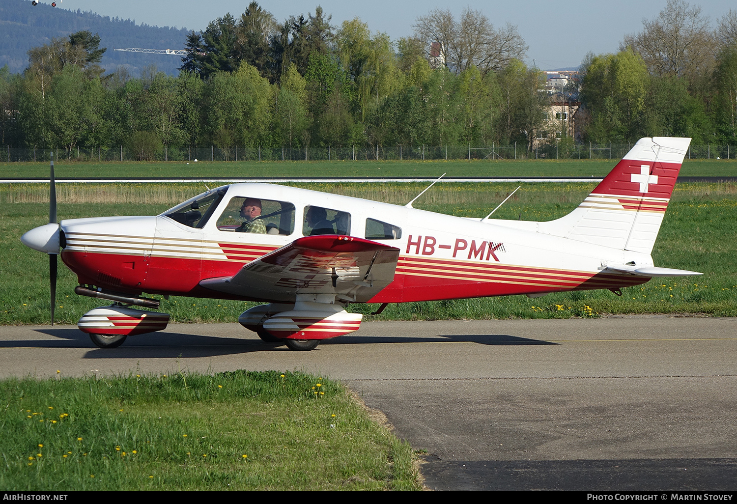 Aircraft Photo of HB-PMK | Piper PA-28-181 Archer II | AirHistory.net #390224