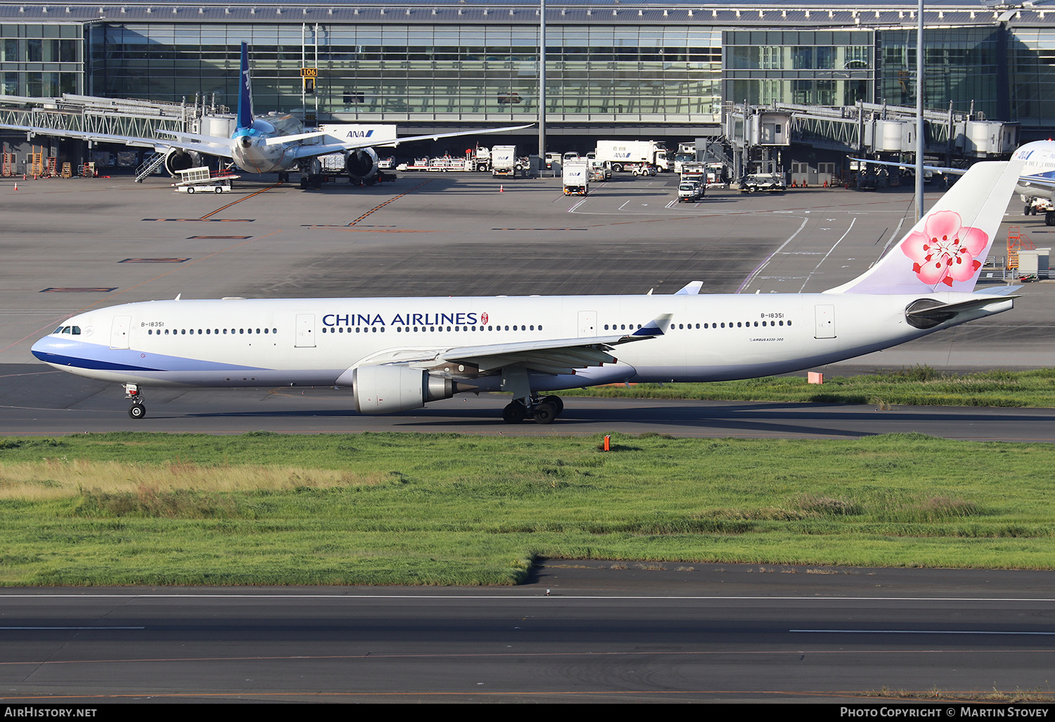 Aircraft Photo of B-18351 | Airbus A330-302E | China Airlines | AirHistory.net #390232