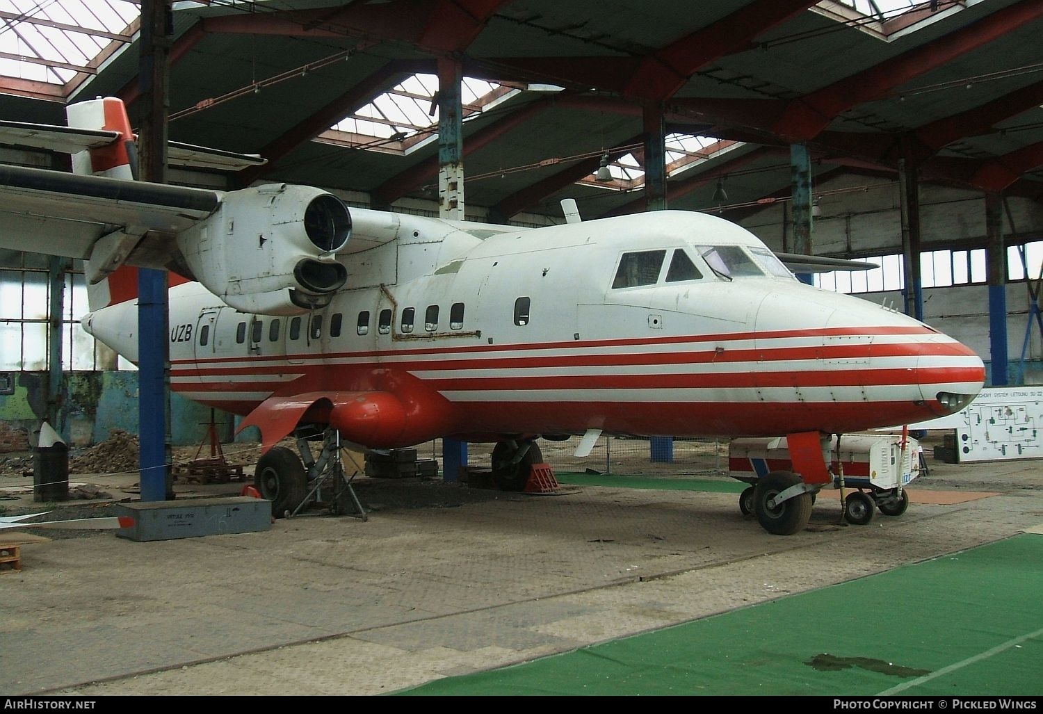 Aircraft Photo of OK-UZB | Let L-610M | AirHistory.net #390241