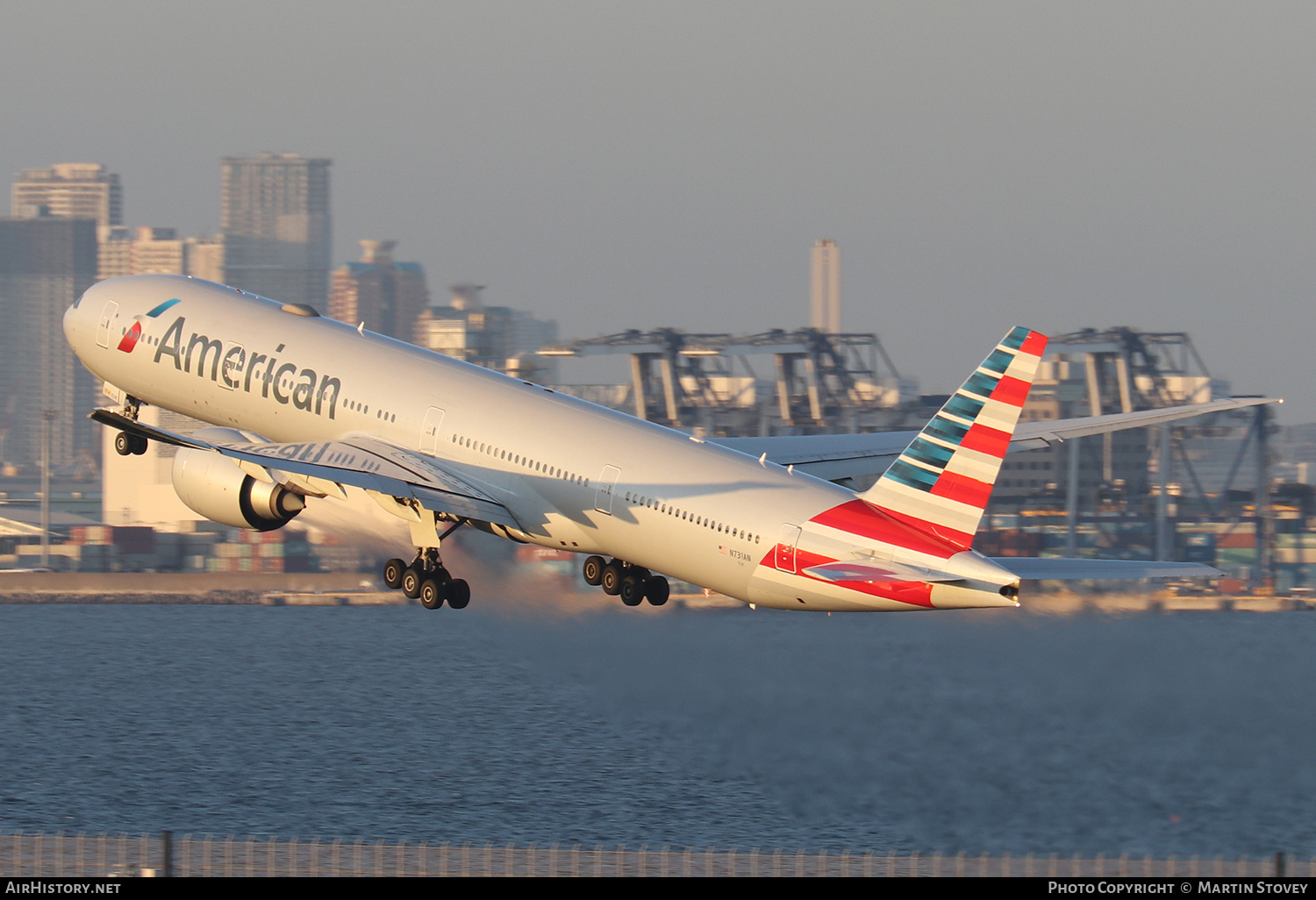 Aircraft Photo of N731AN | Boeing 777-323/ER | American Airlines | AirHistory.net #390251