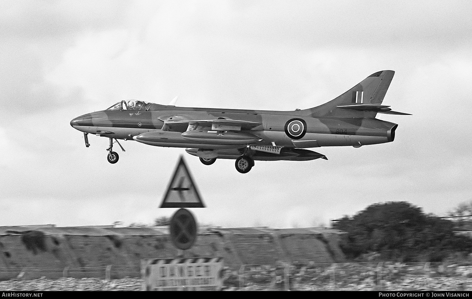 Aircraft Photo of 804 | Hawker Hunter FGA80 | Kenya - Air Force | AirHistory.net #390324