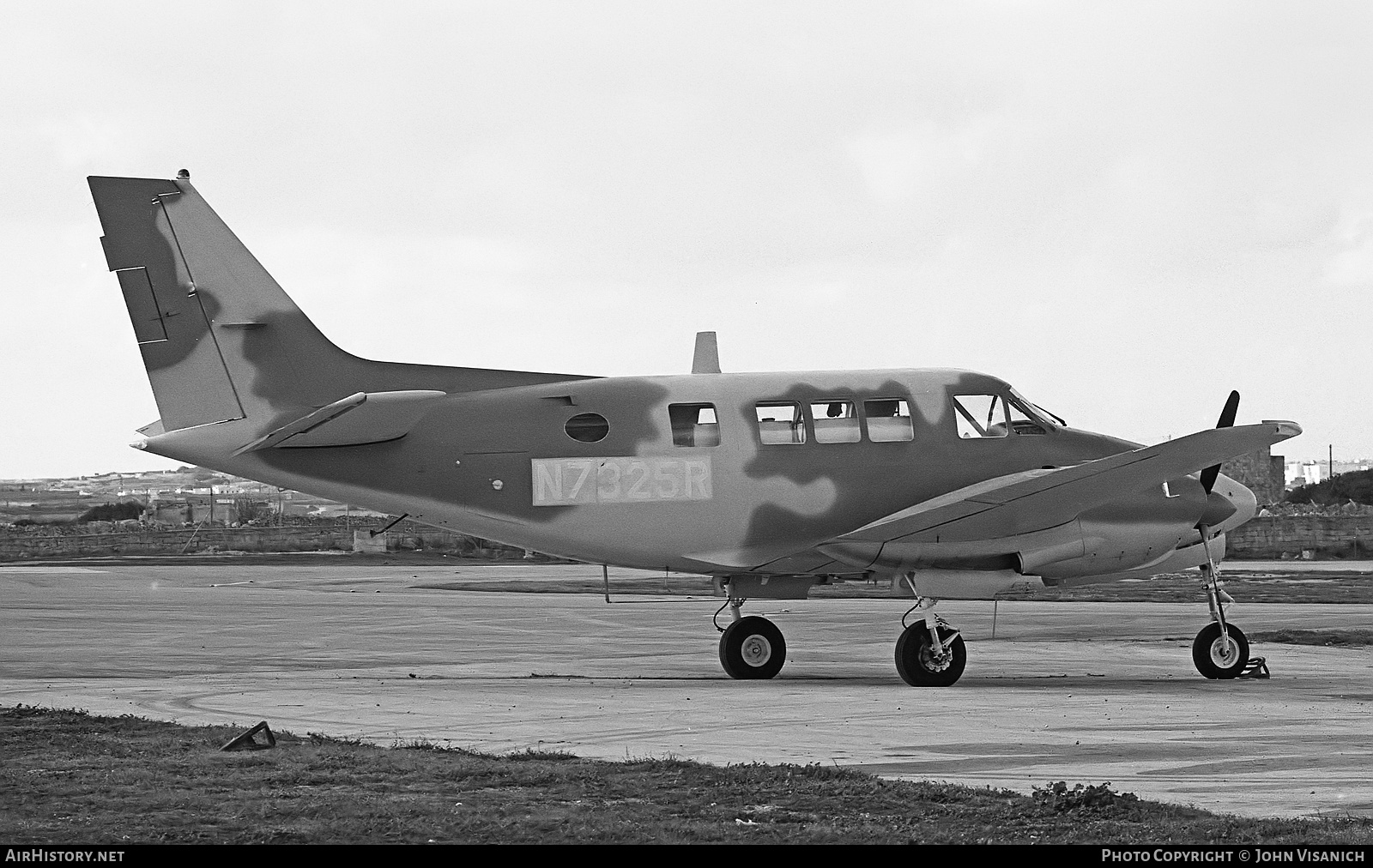 Aircraft Photo of N7325R | Beech 65-B80 Queen Air | Israel - Air Force | AirHistory.net #390332