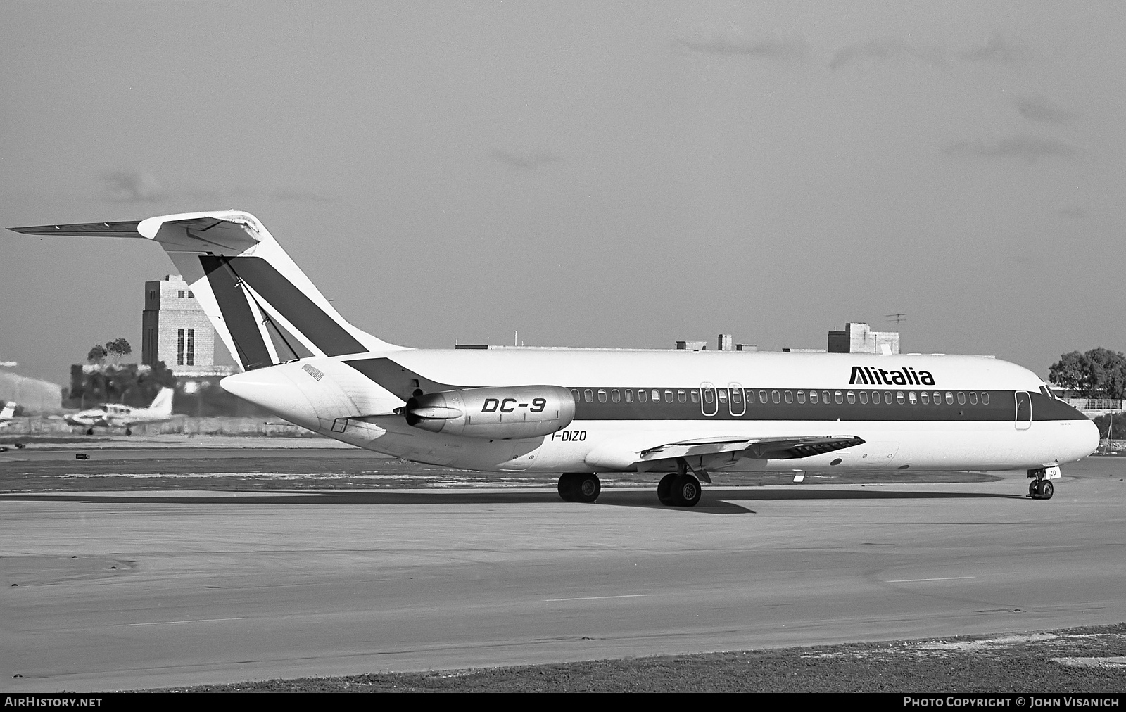Aircraft Photo of I-DIZO | McDonnell Douglas DC-9-32 | Alitalia | AirHistory.net #390333