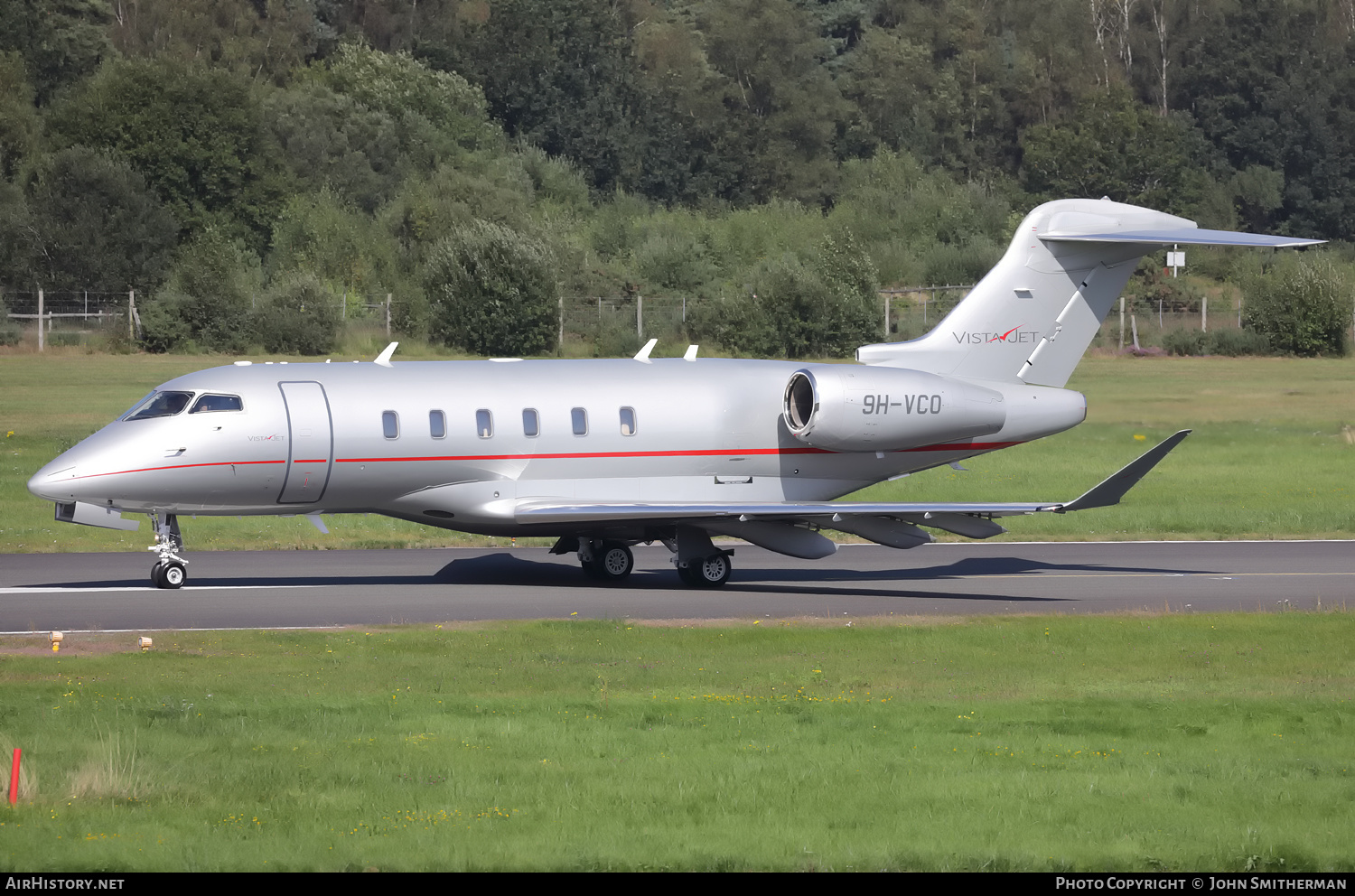 Aircraft Photo of 9H-VCO | Bombardier Challenger 350 (BD-100-1A10) | VistaJet | AirHistory.net #390363