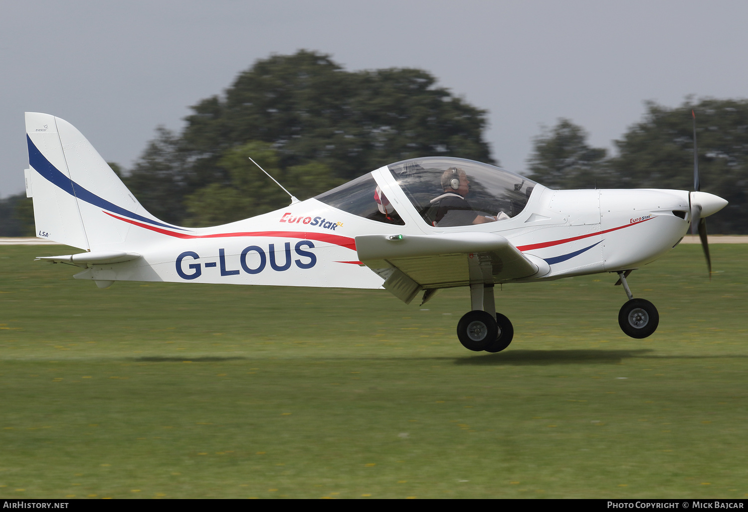 Aircraft Photo of G-LOUS | Evektor-Aerotechnik EV-97 EuroStar SL | AirHistory.net #390373