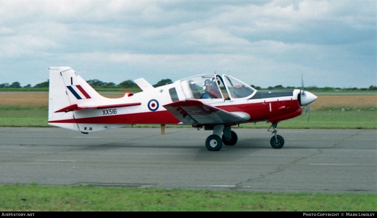 Aircraft Photo of XX516 | Scottish Aviation Bulldog T1 | UK - Air Force | AirHistory.net #390400