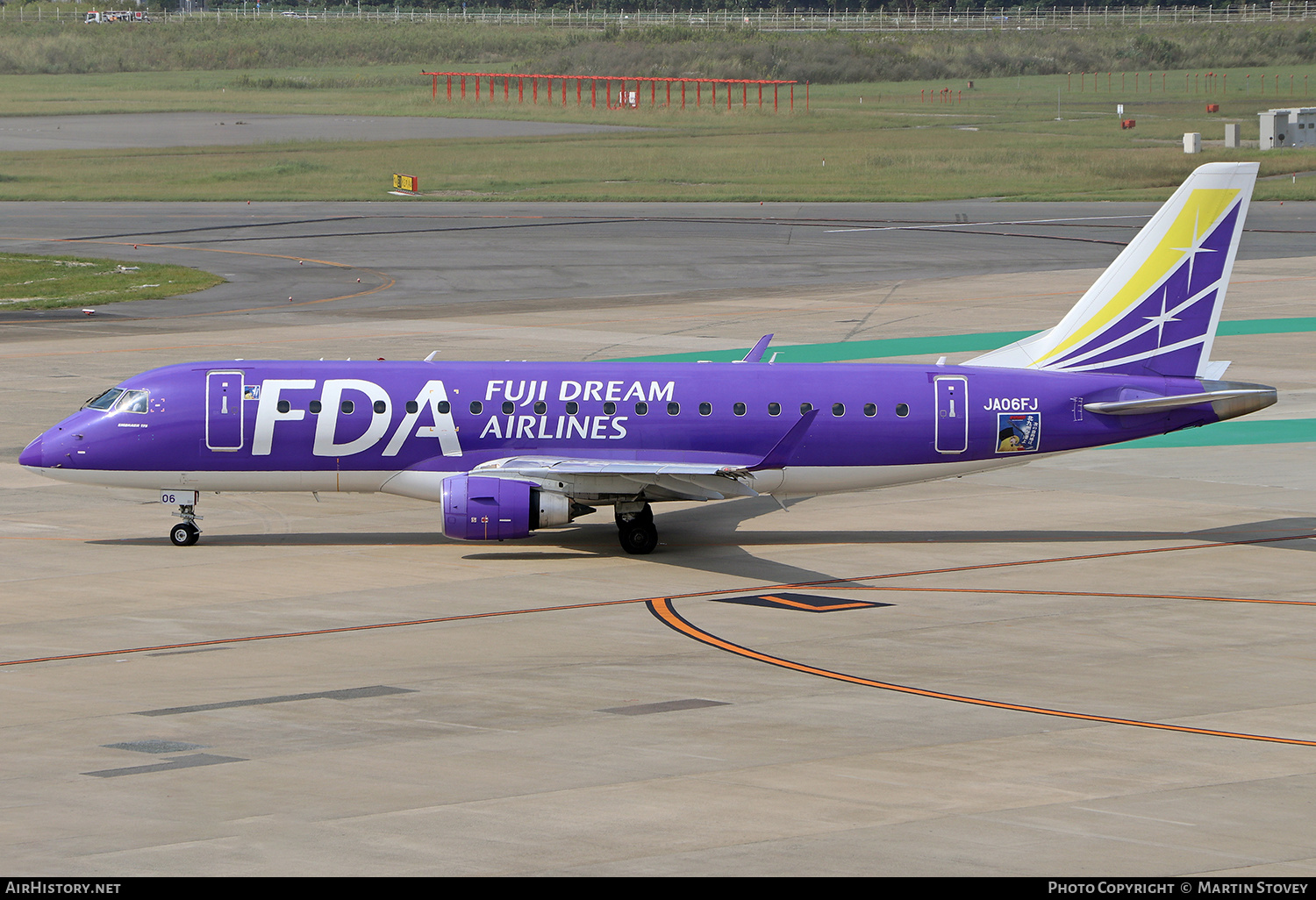 Aircraft Photo of JA06FJ | Embraer 175STD (ERJ-170-200STD) | FDA - Fuji Dream Airlines | AirHistory.net #390470