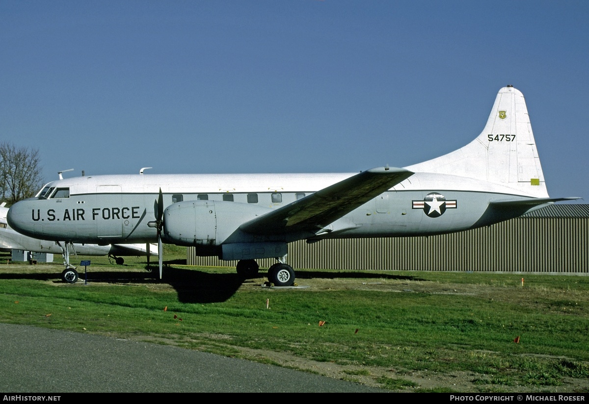 Aircraft Photo of 55-4757 / 54757 | Convair TC-131E | USA - Air Force | AirHistory.net #390538