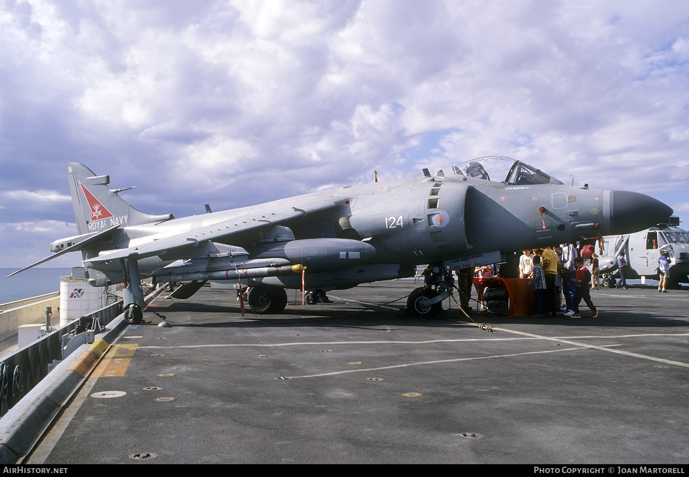 Aircraft Photo of ZD581 | British Aerospace Sea Harrier FA2 | UK - Navy | AirHistory.net #390599