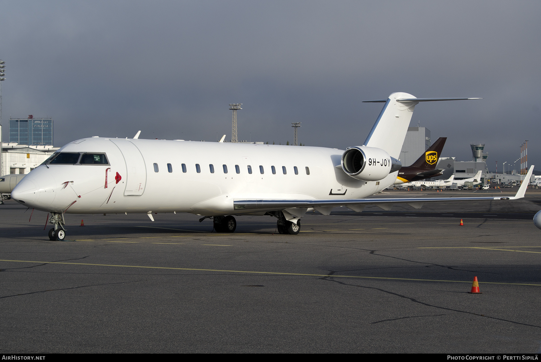 Aircraft Photo of 9H-JOY | Bombardier CRJ-200ER (CL-600-2B19) | AirHistory.net #390613
