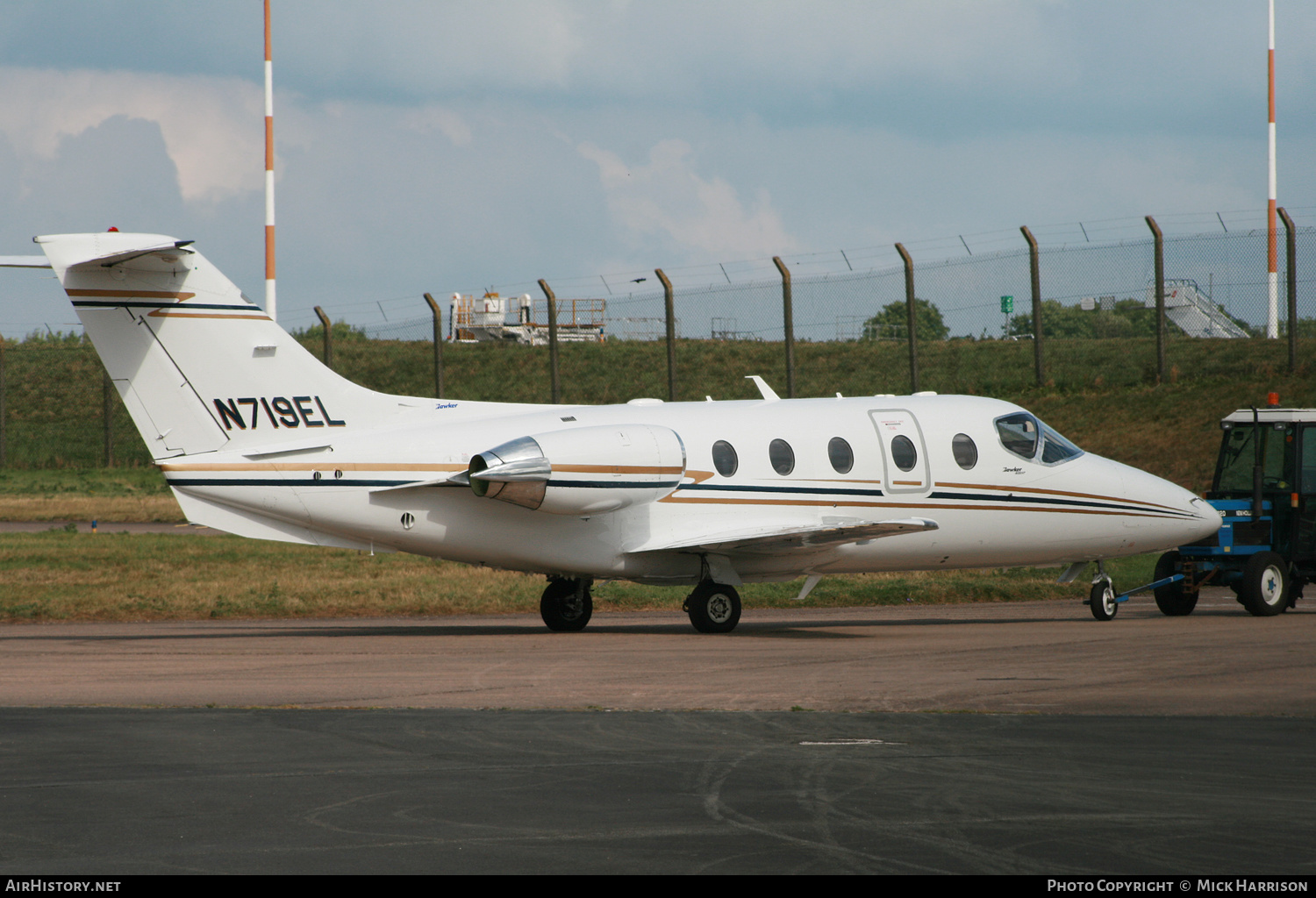 Aircraft Photo of N719EL | Raytheon Hawker 400XP | AirHistory.net #390621