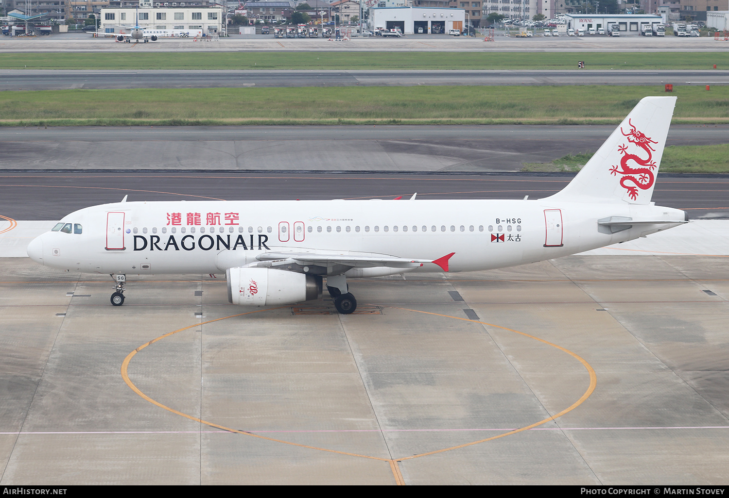 Aircraft Photo of B-HSG | Airbus A320-232 | Dragonair | AirHistory.net #390664