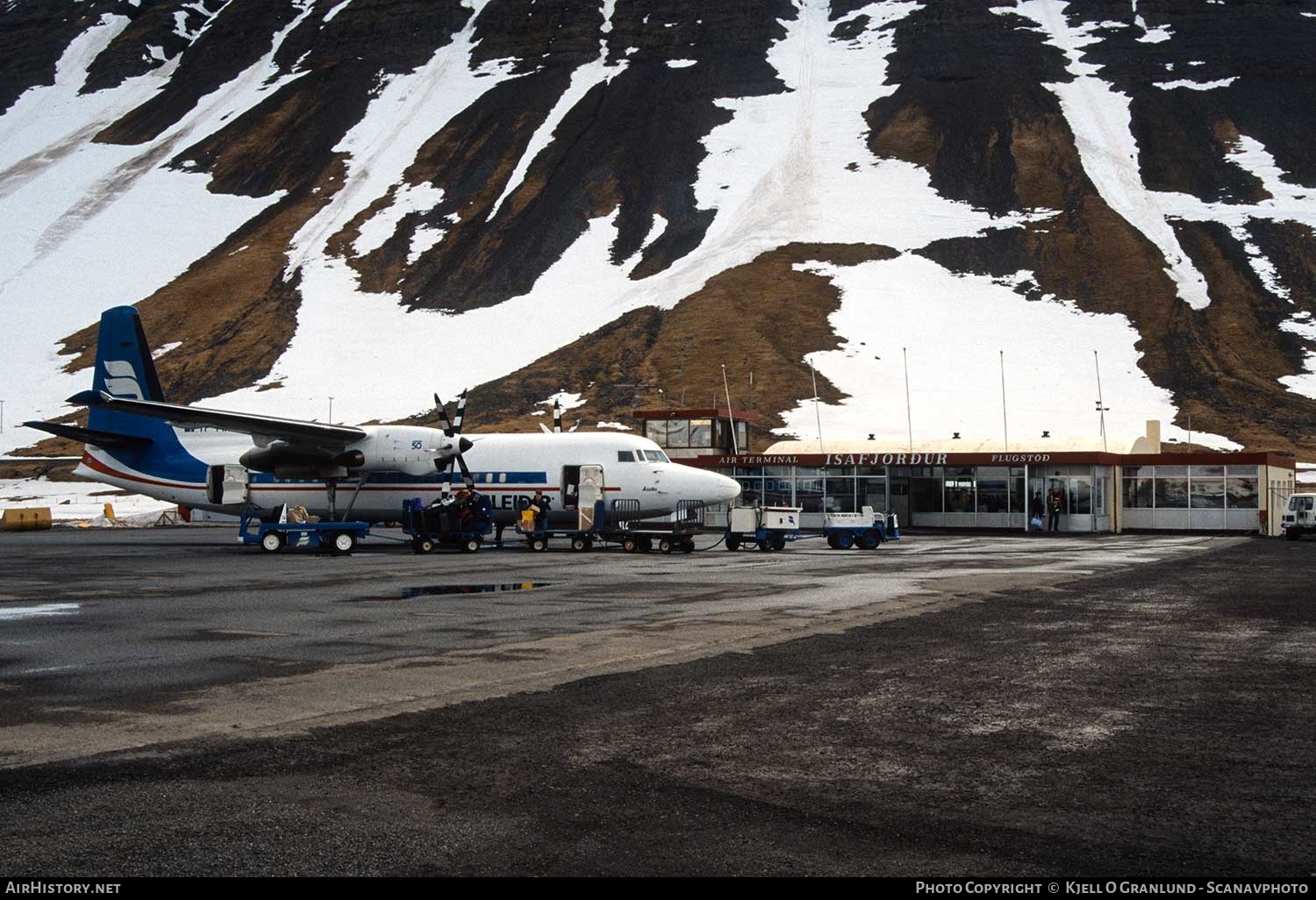 Airport photo of Ísafjörður (BIIS / IFJ) in Iceland | AirHistory.net #390673