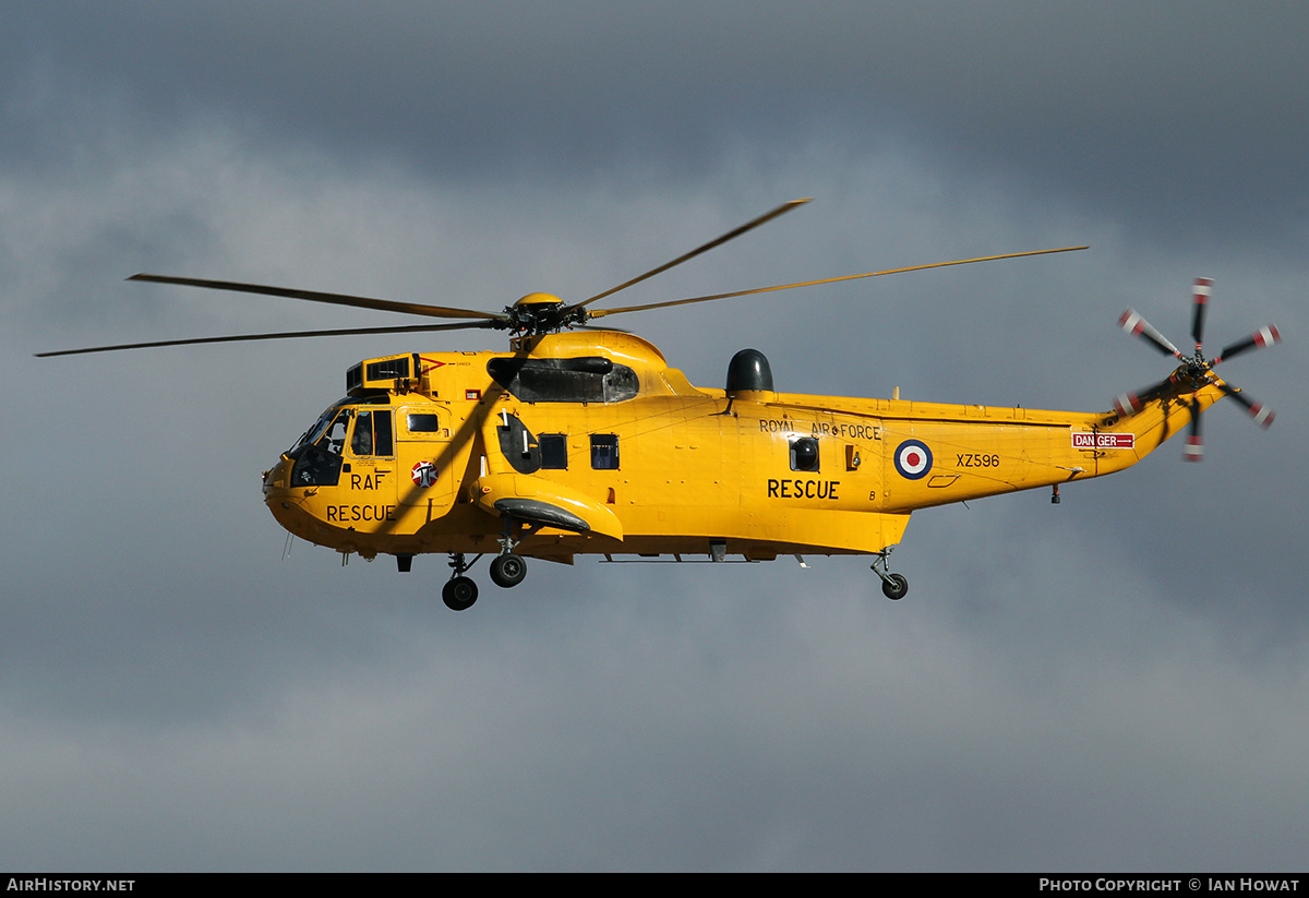 Aircraft Photo of XZ596 | Westland WS-61 Sea King HAR3 | UK - Air Force | AirHistory.net #390714