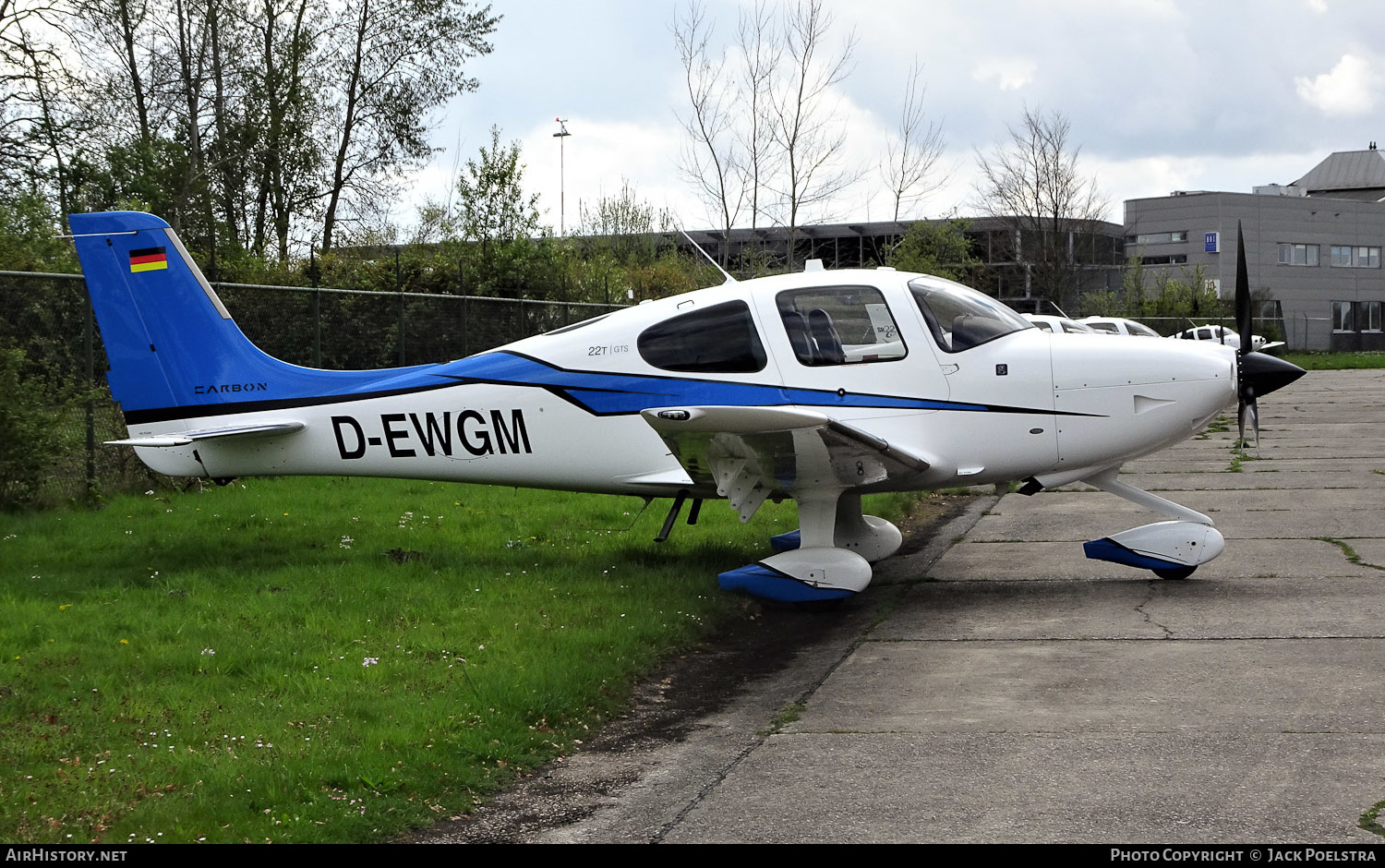 Aircraft Photo of D-EWGM | Cirrus SR-22T G5-GTS Carbon | AirHistory.net #390741