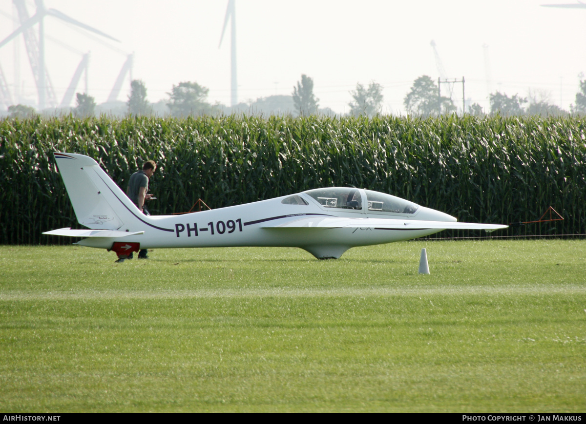 Aircraft Photo of PH-1091 | Marganski and Myslowski MDM-1 Fox | Dutch Glider Aerobatic Team | AirHistory.net #390801