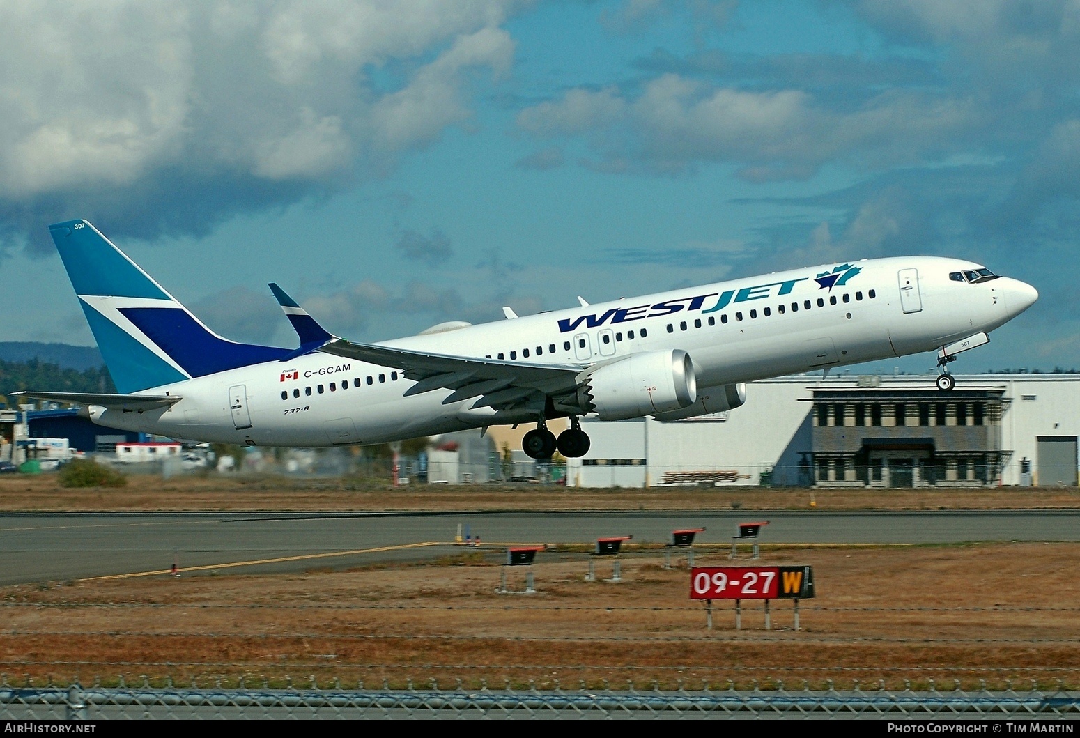 Aircraft Photo of C-GCAM | Boeing 737-8 Max 8 | WestJet | AirHistory.net #390850