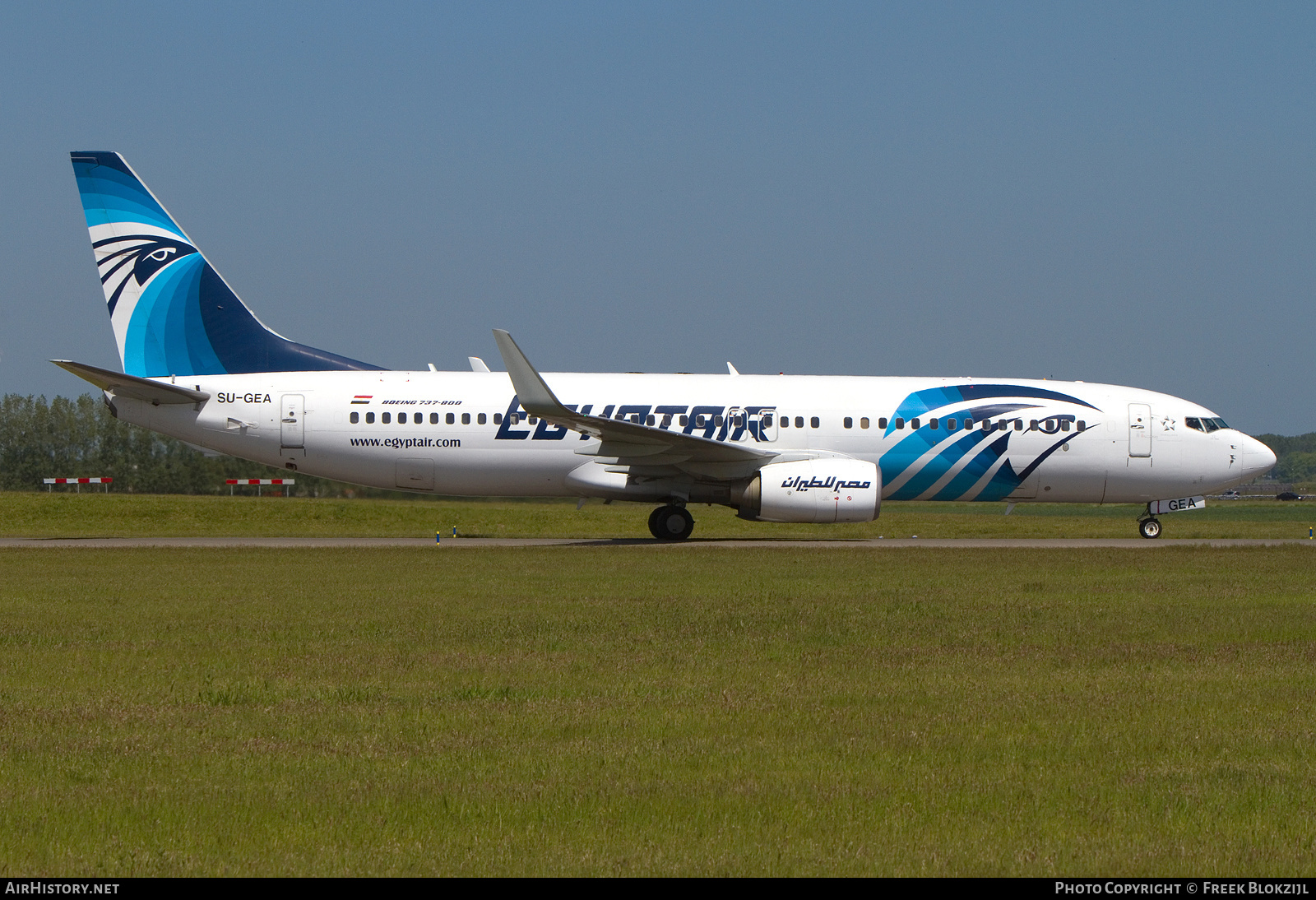 Aircraft Photo of SU-GEA | Boeing 737-866 | EgyptAir | AirHistory.net #390859
