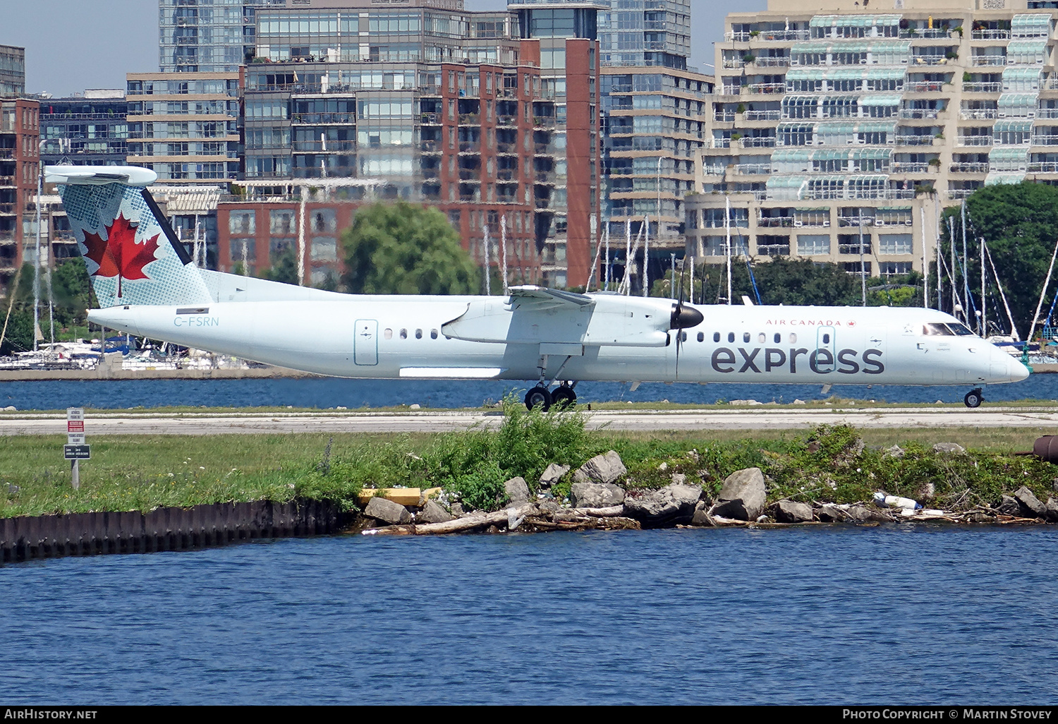 Aircraft Photo of C-FSRN | Bombardier DHC-8-402 Dash 8 | Air Canada Express | AirHistory.net #390879