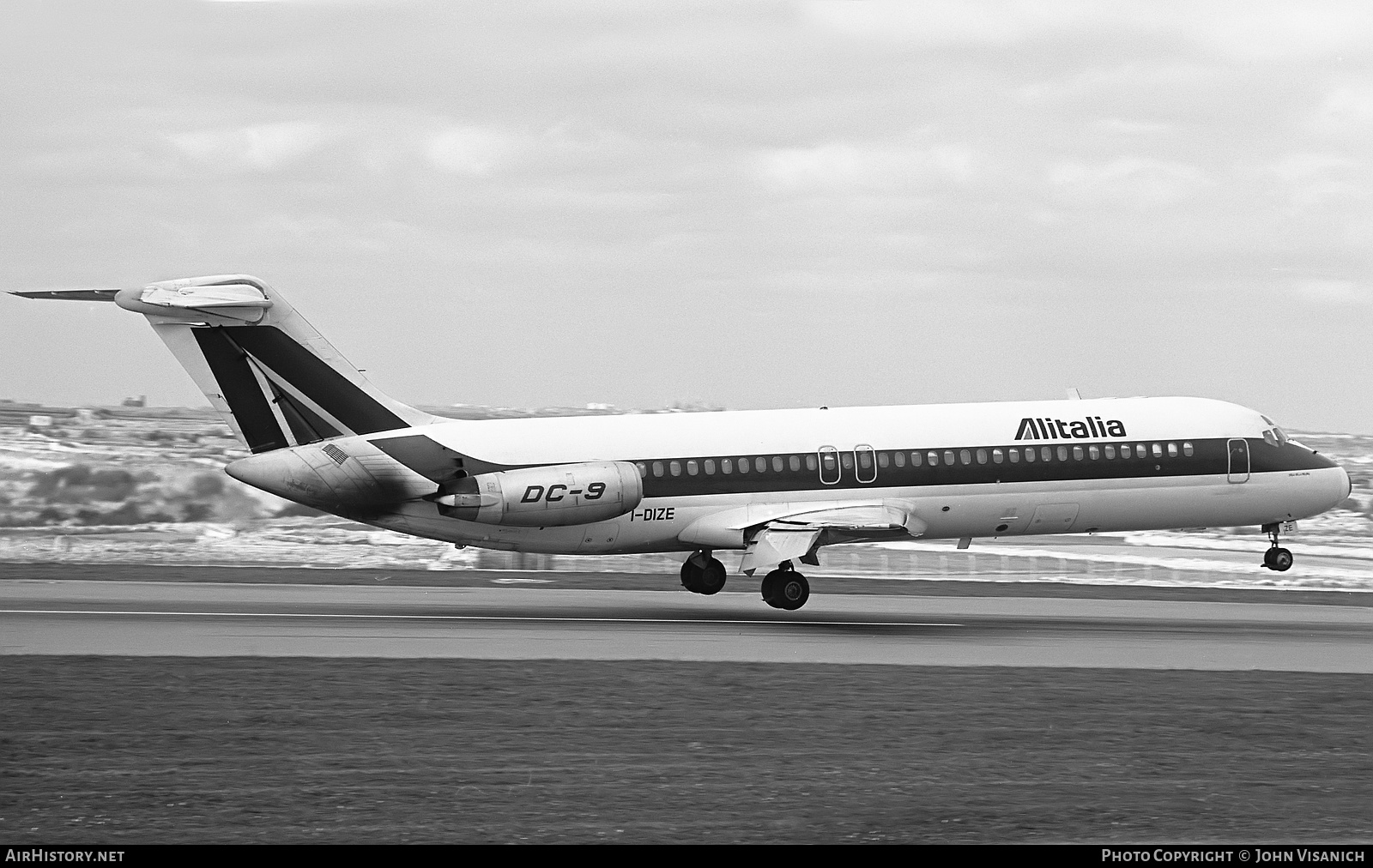 Aircraft Photo of I-DIZE | McDonnell Douglas DC-9-32 | Alitalia | AirHistory.net #390956