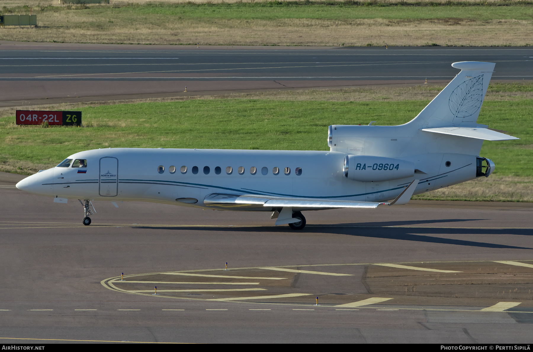 Aircraft Photo of RA-09604 | Dassault Falcon 7X | North-West Air Company | AirHistory.net #390997