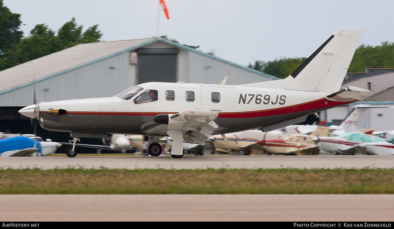 Aircraft Photo of N769JS | Socata TBM-700 | AirHistory.net #391038