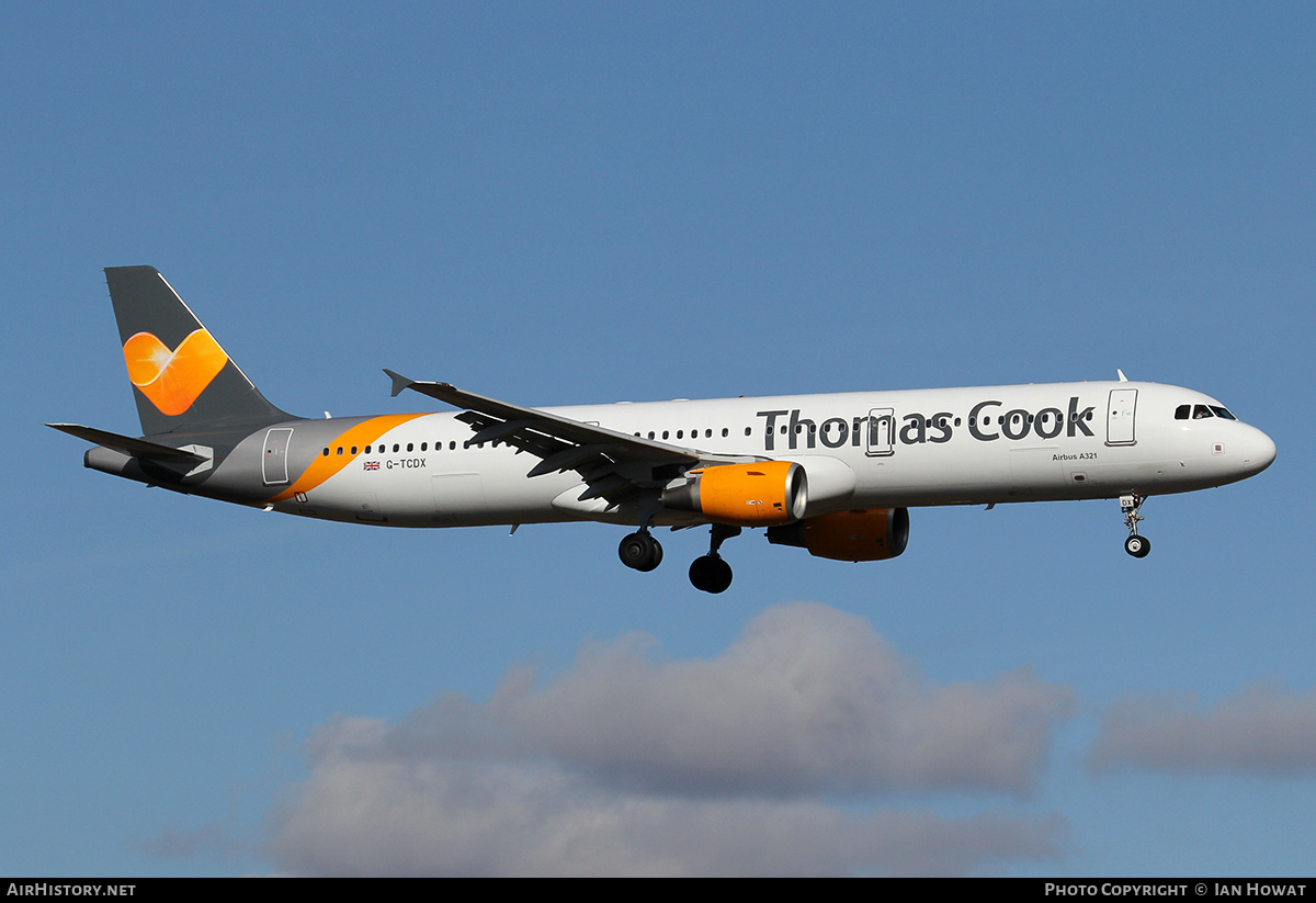 Aircraft Photo of G-TCDX | Airbus A321-211 | Thomas Cook Airlines | AirHistory.net #391073