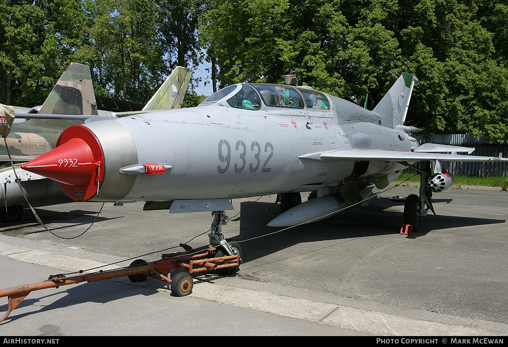 Aircraft Photo of 9332 | Mikoyan-Gurevich MiG-21UM | Czechia - Air Force | AirHistory.net #391110
