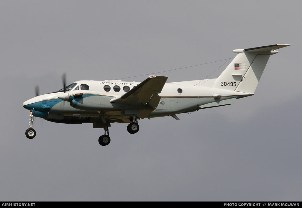 Aircraft Photo of 83-0495 / 30495 | Beech C-12D Huron | USA - Air Force | AirHistory.net #391156