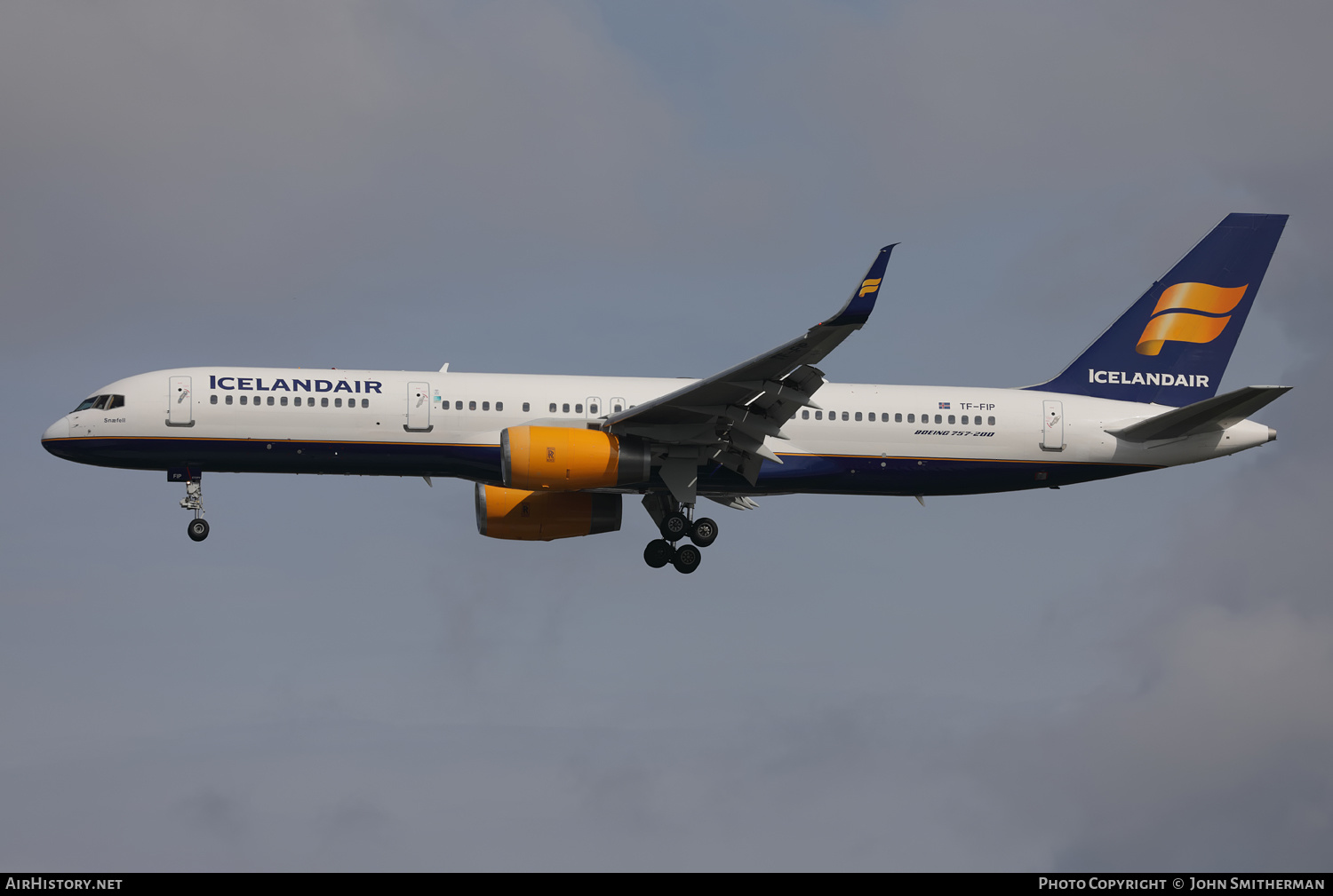 Aircraft Photo of TF-FIP | Boeing 757-208 | Icelandair | AirHistory.net #391173