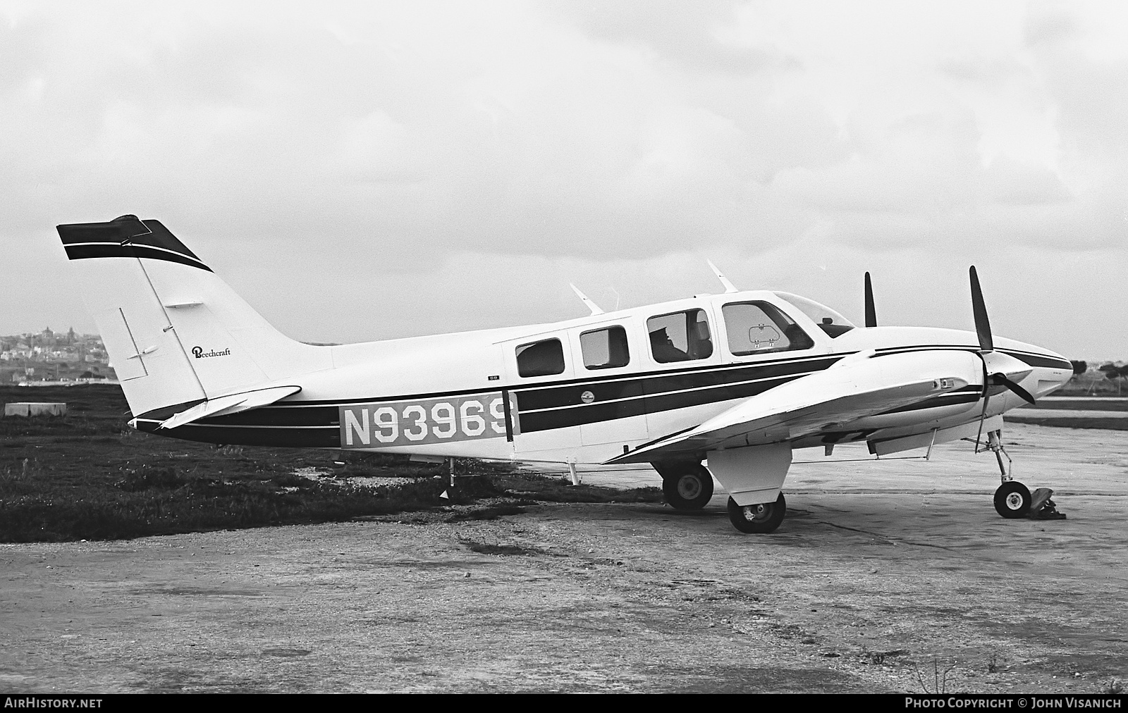 Aircraft Photo of N9396S | Beech 58 Baron | AirHistory.net #391256