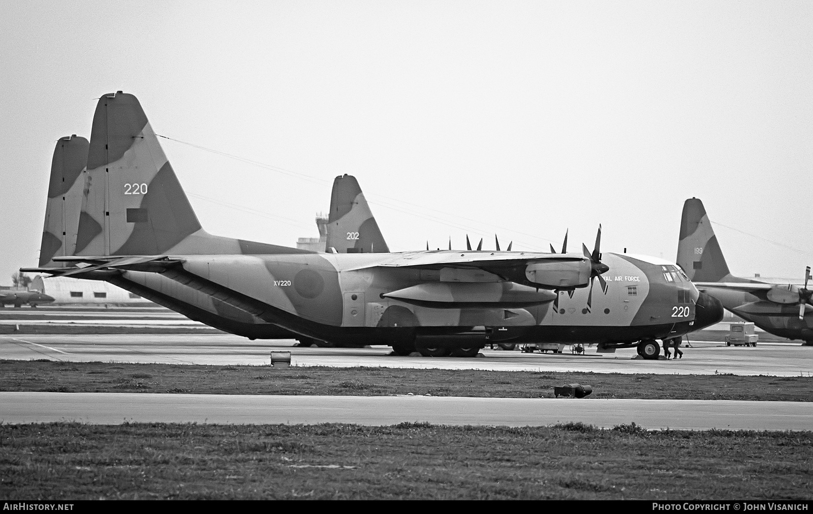 Aircraft Photo of XV220 | Lockheed C-130K Hercules C1 (L-382) | UK - Air Force | AirHistory.net #391268