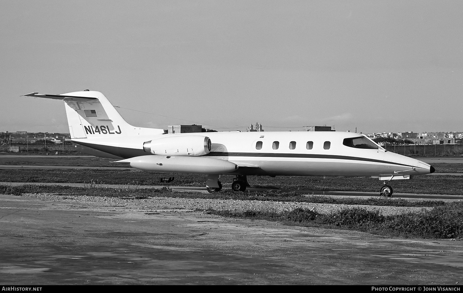 Aircraft Photo of N146LJ | Gates Learjet 25C | AirHistory.net #391270