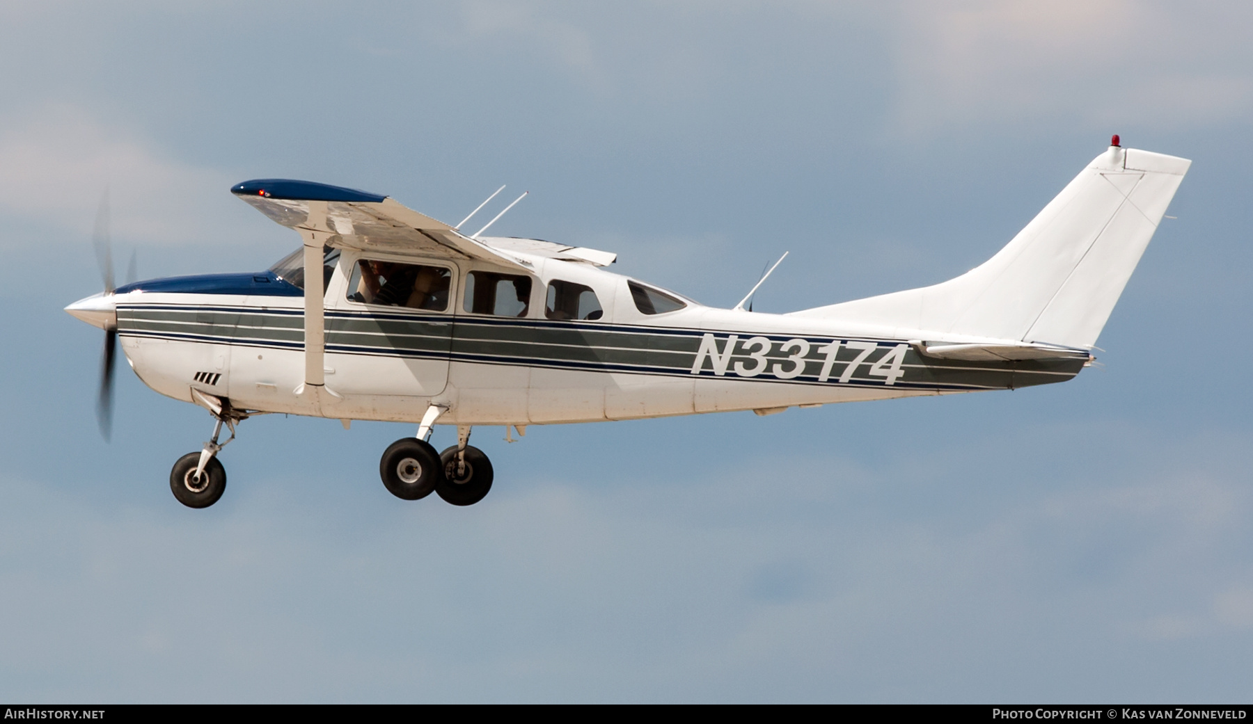 Aircraft Photo of N33174 | Cessna U206F Stationair | AirHistory.net #391293