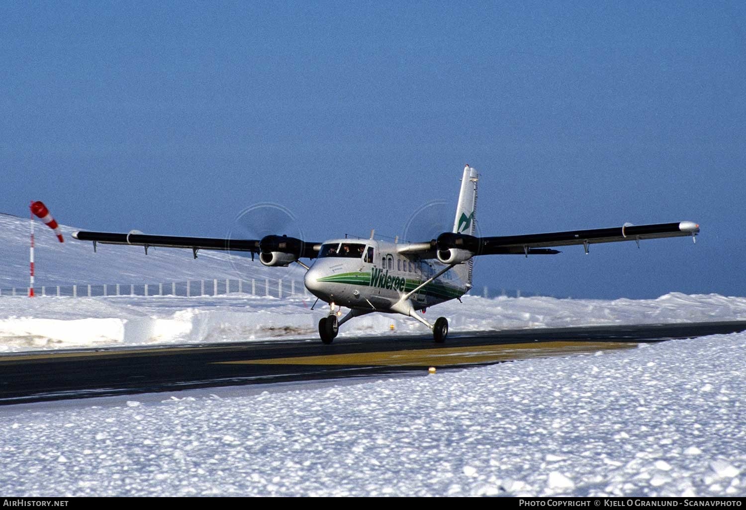 Aircraft Photo of LN-WFD | De Havilland Canada DHC-6-300 Twin Otter | Widerøe | AirHistory.net #391370