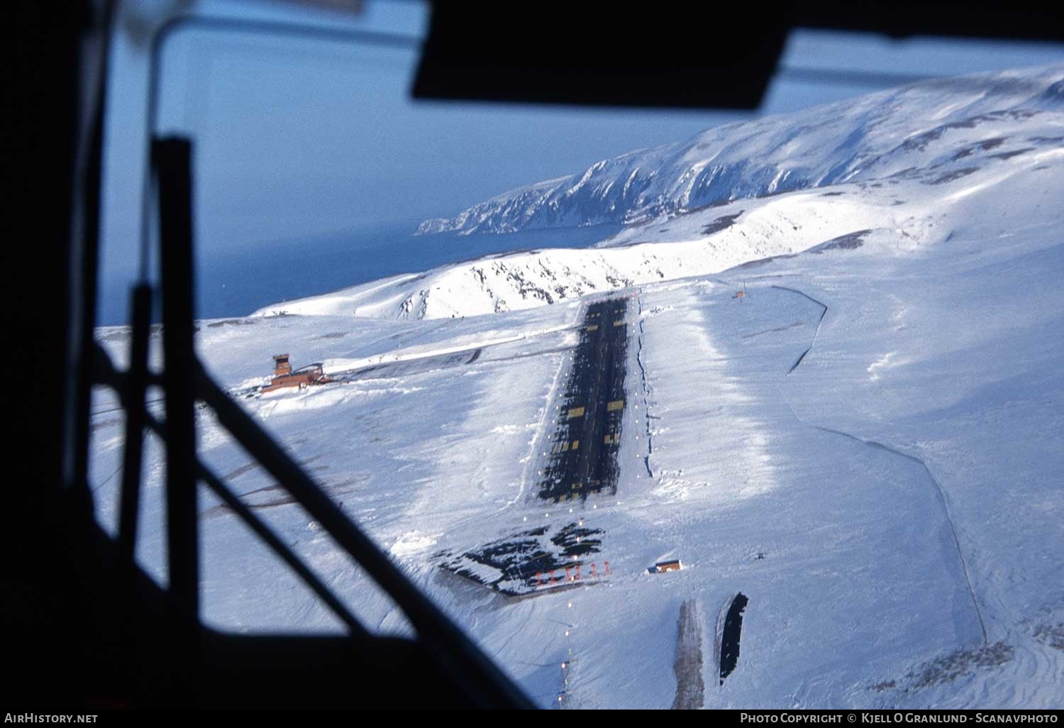 Airport photo of Båtsfjord (ENBS / BJF) in Norway | AirHistory.net #391380