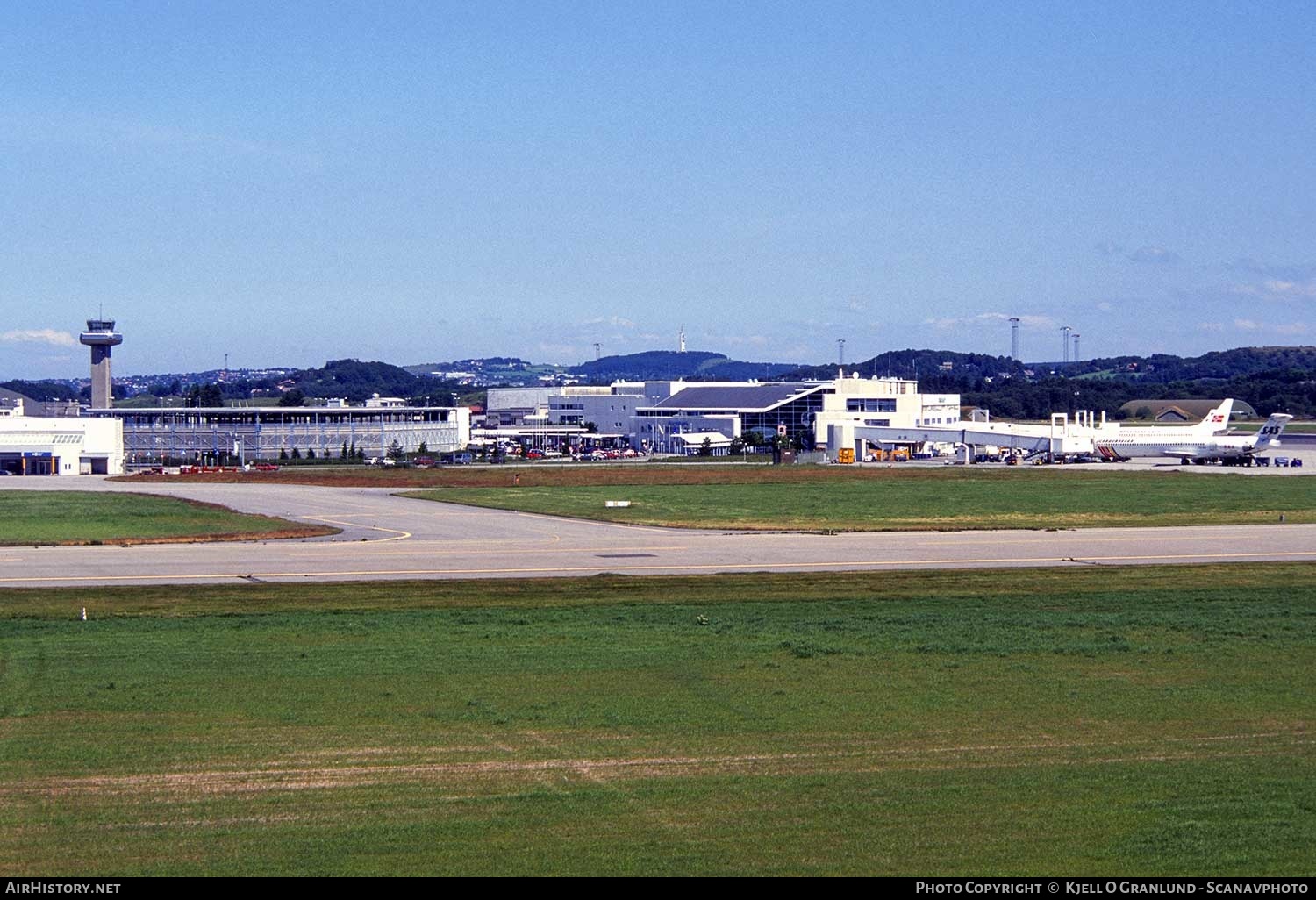 Airport photo of Stavanger - Sola (ENZV / SVG) in Norway | AirHistory.net #391385