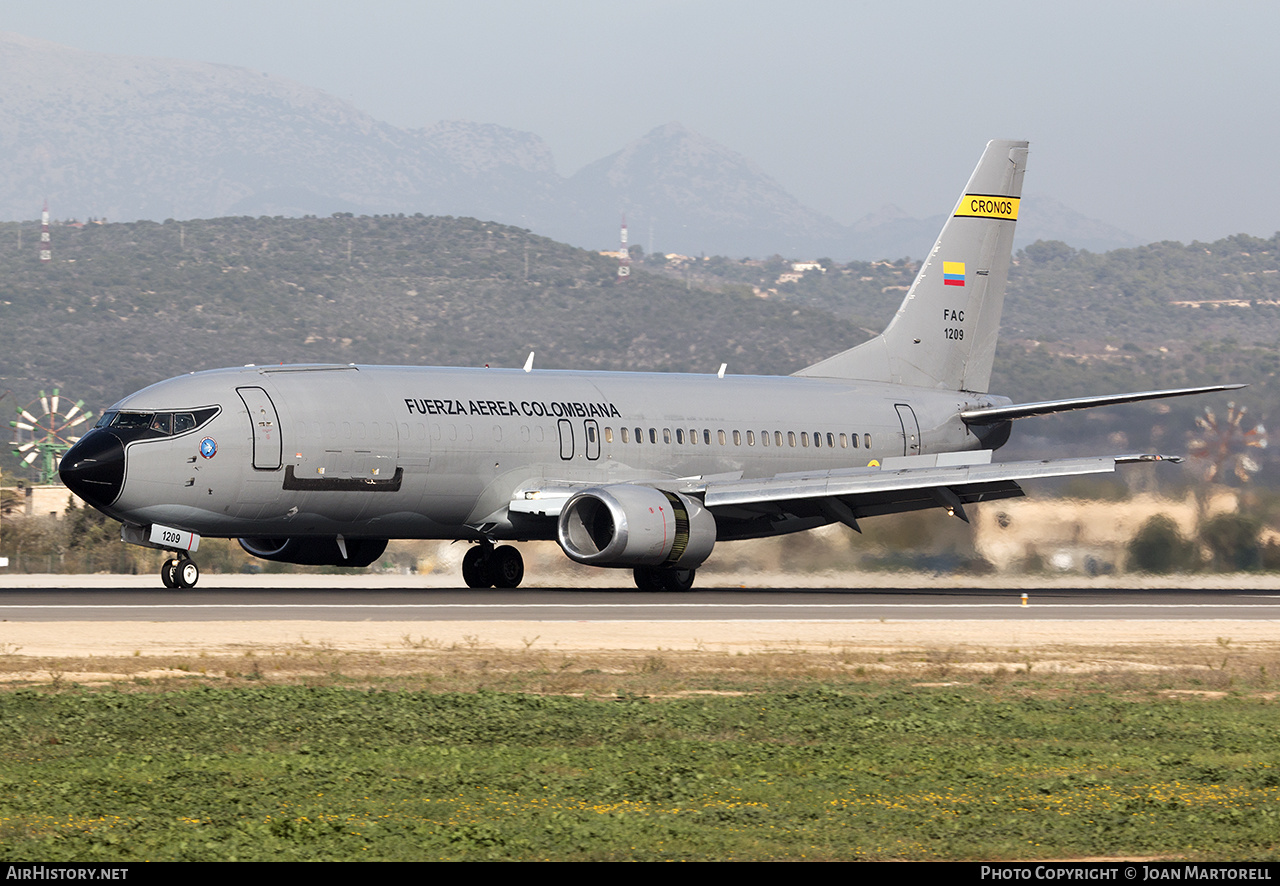 Aircraft Photo of FAC1209 | Boeing 737-46B | Colombia - Air Force | AirHistory.net #391409