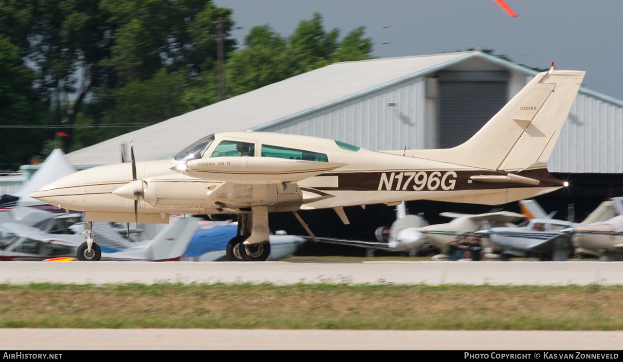 Aircraft Photo of N1796G | Cessna 310R II | AirHistory.net #391470