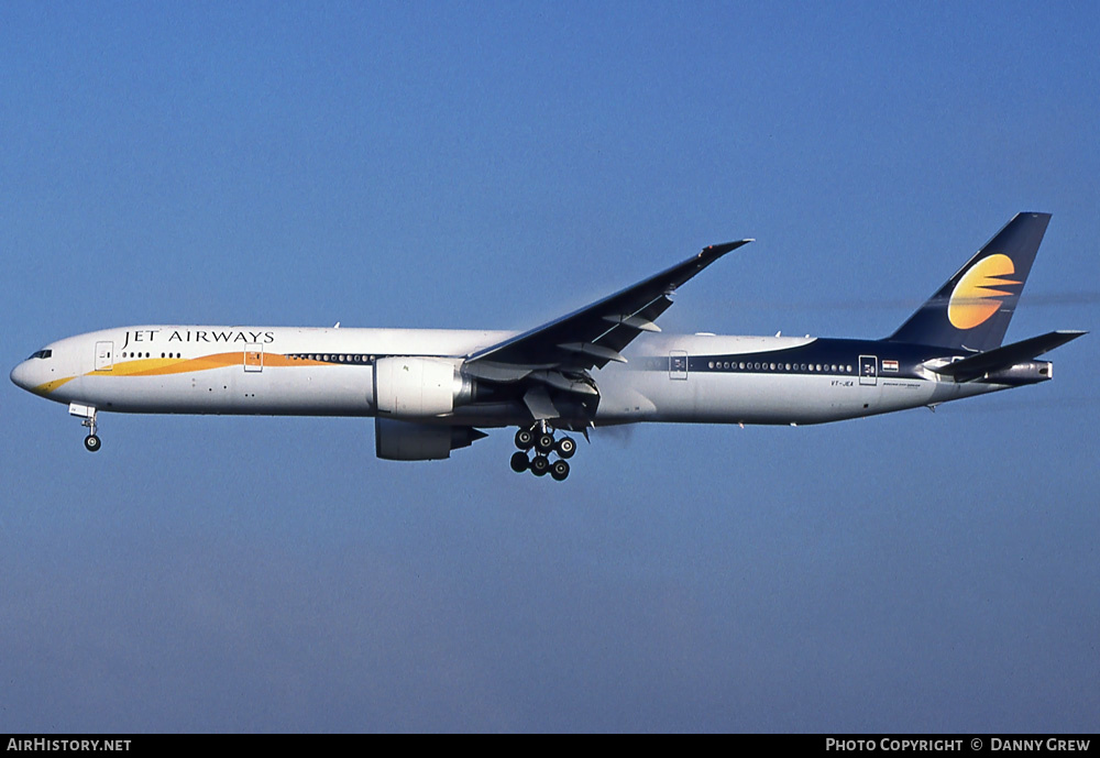 Aircraft Photo of VT-JEA | Boeing 777-35R/ER | Jet Airways | AirHistory.net #391479