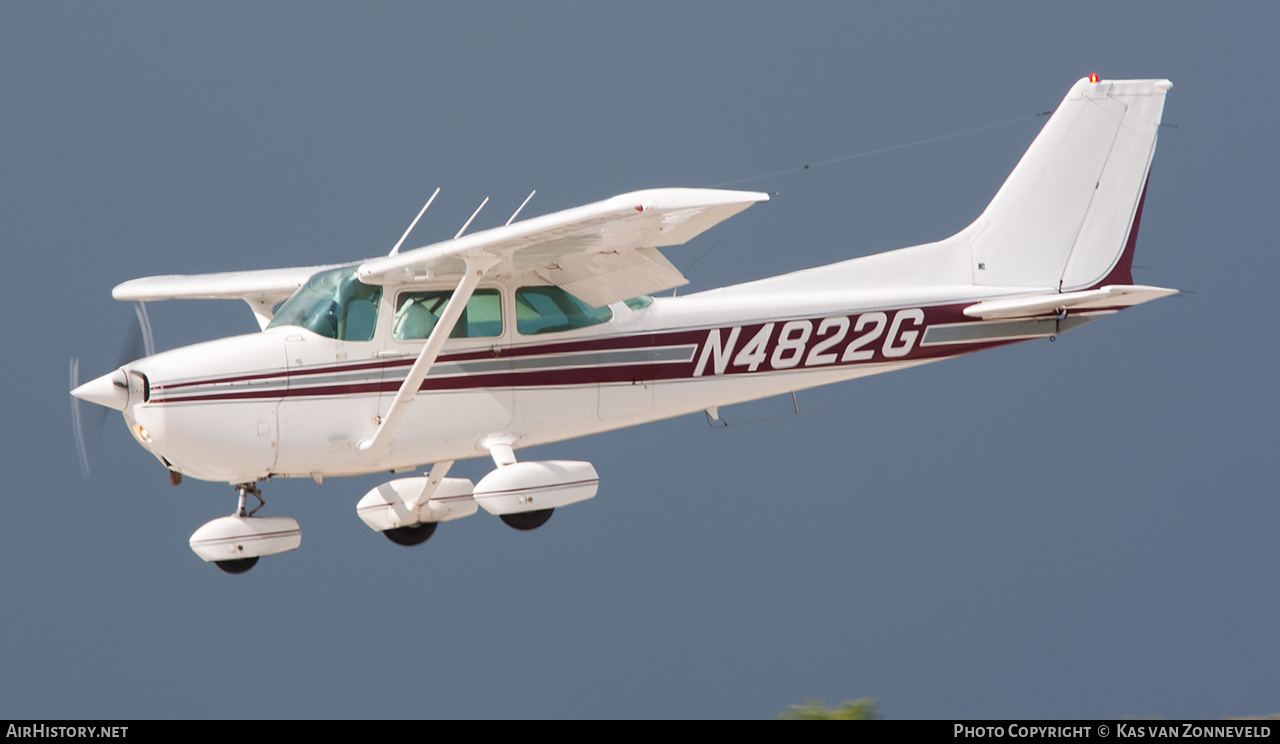 Aircraft Photo of N4822G | Cessna 172N Skyhawk | AirHistory.net #391523