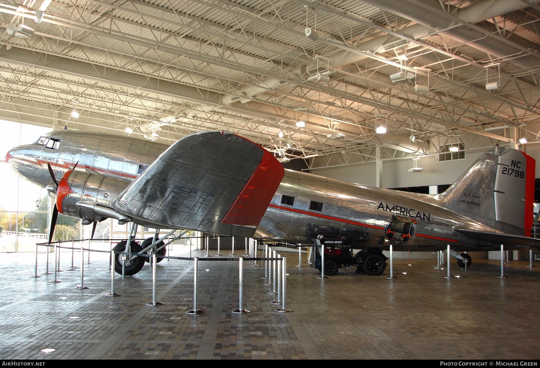 Aircraft Photo of N21798 / NC21798 | Douglas DC-3-227A | American Airlines | AirHistory.net #391590