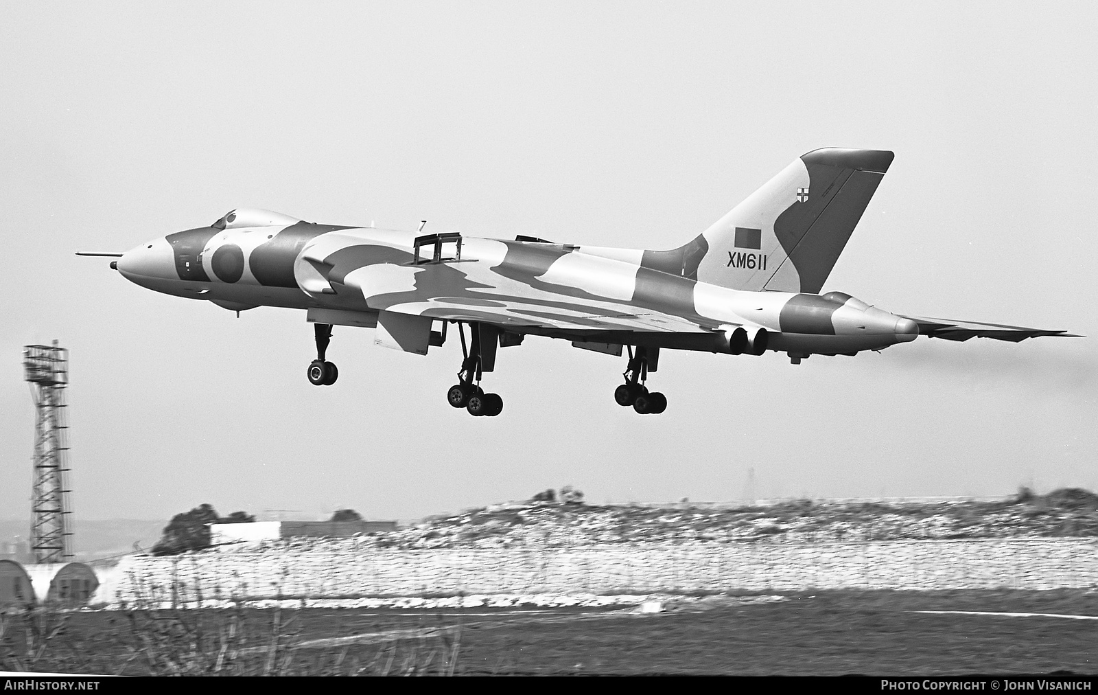 Aircraft Photo of XM611 | Avro 698 Vulcan B.2 | UK - Air Force | AirHistory.net #391624