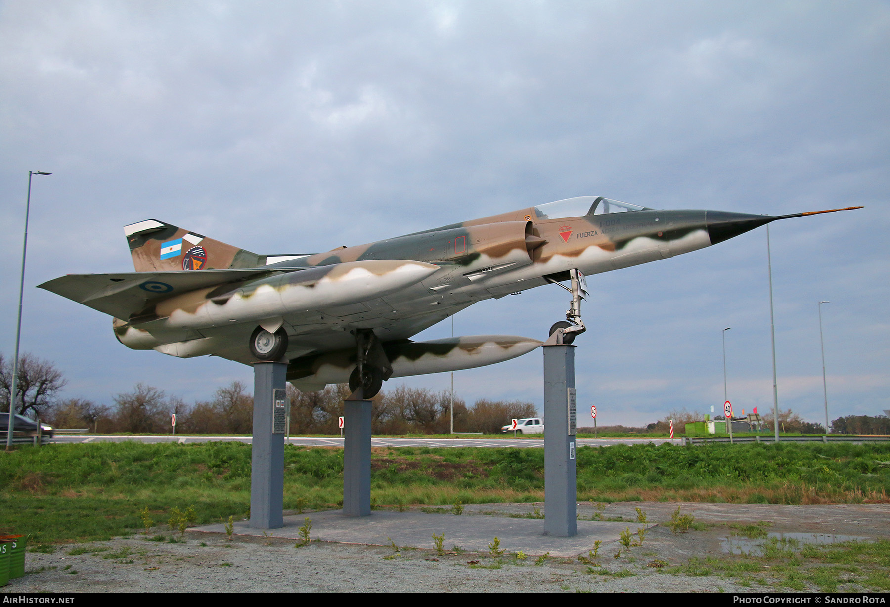 Aircraft Photo of I-004 | Dassault Mirage IIIEA | Argentina - Air Force | AirHistory.net #391700
