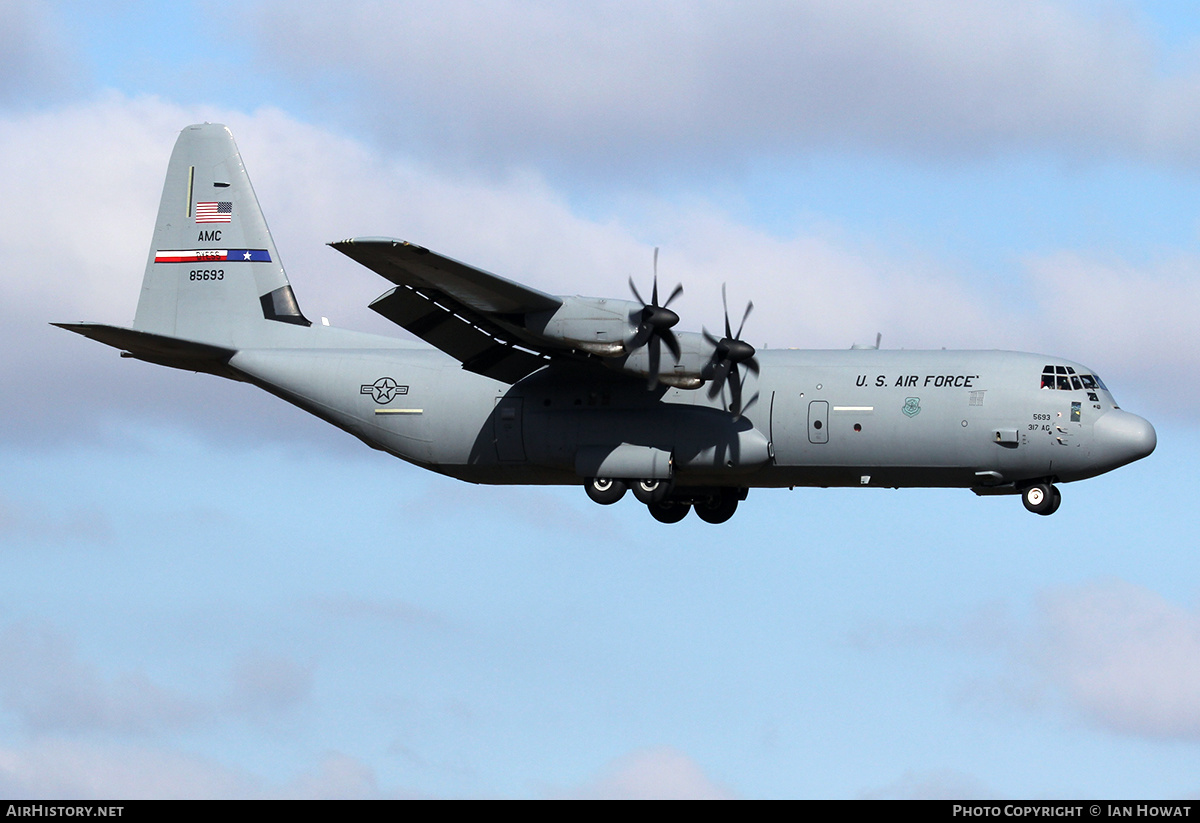 Aircraft Photo of 08-5693 / 85693 | Lockheed Martin C-130J-30 Hercules | USA - Air Force | AirHistory.net #391767