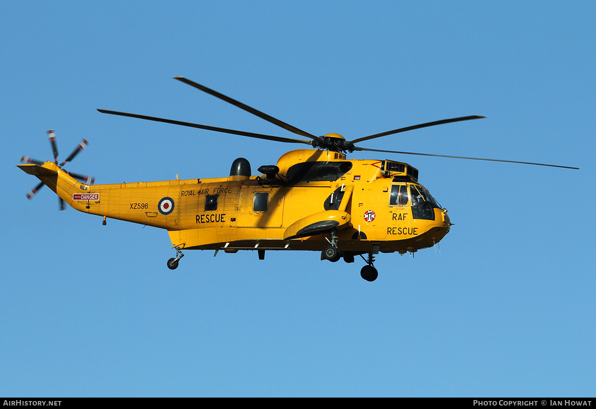 Aircraft Photo of XZ596 | Westland WS-61 Sea King HAR3 | UK - Air Force | AirHistory.net #391768