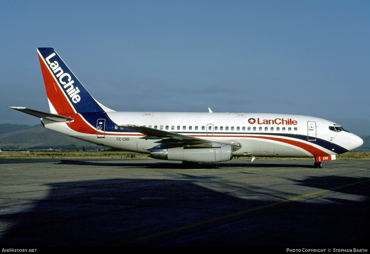 Aircraft Photo of CC-CRR | Boeing 737-230/Adv | LAN Chile - Línea Aérea Nacional | AirHistory.net #391809