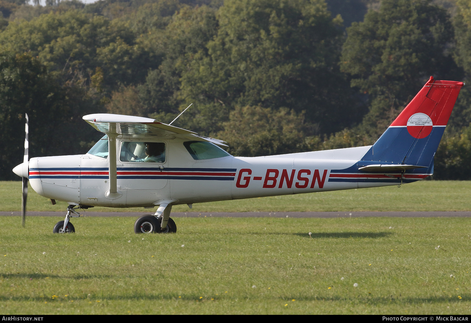 Aircraft Photo of G-BNSN | Cessna 152 | The Pilot Centre Denham | AirHistory.net #391869