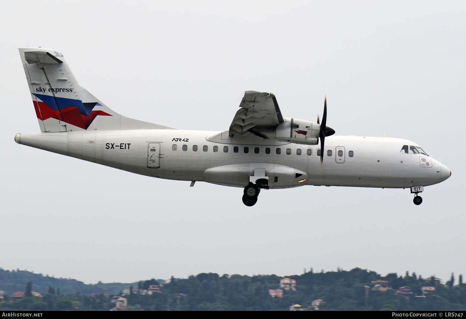 Aircraft Photo of SX-EIT | ATR ATR-42-500 | Sky Express | AirHistory.net #391896