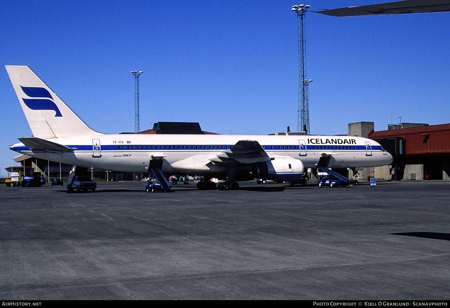Aircraft Photo of TF-FII | Boeing 757-208 | Icelandair | AirHistory.net #391983
